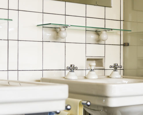 Bathroom Sinks, Sonnefeld House Rotterdam 171118wc807642