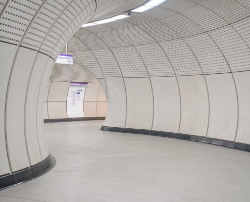 Elizabeth Line Underground, London 220630wc852510
